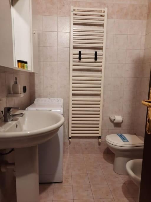 Apartament La Casa Di Davide Con Giardino E Garage Werona Zewnętrze zdjęcie