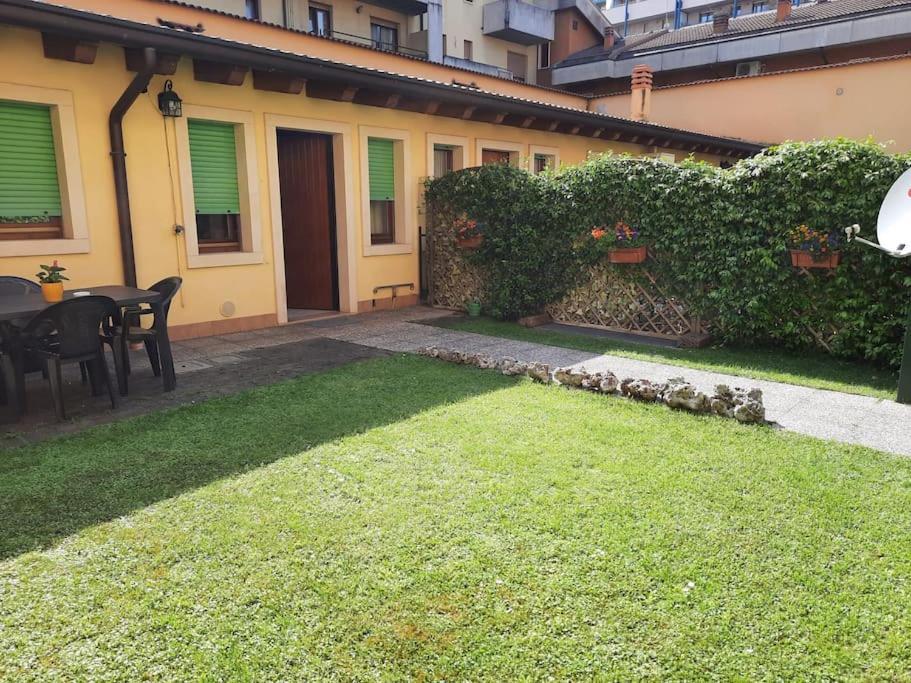 Apartament La Casa Di Davide Con Giardino E Garage Werona Zewnętrze zdjęcie